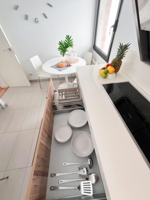 Centrico Apartamento Recien Reformado. Santander Bagian luar foto