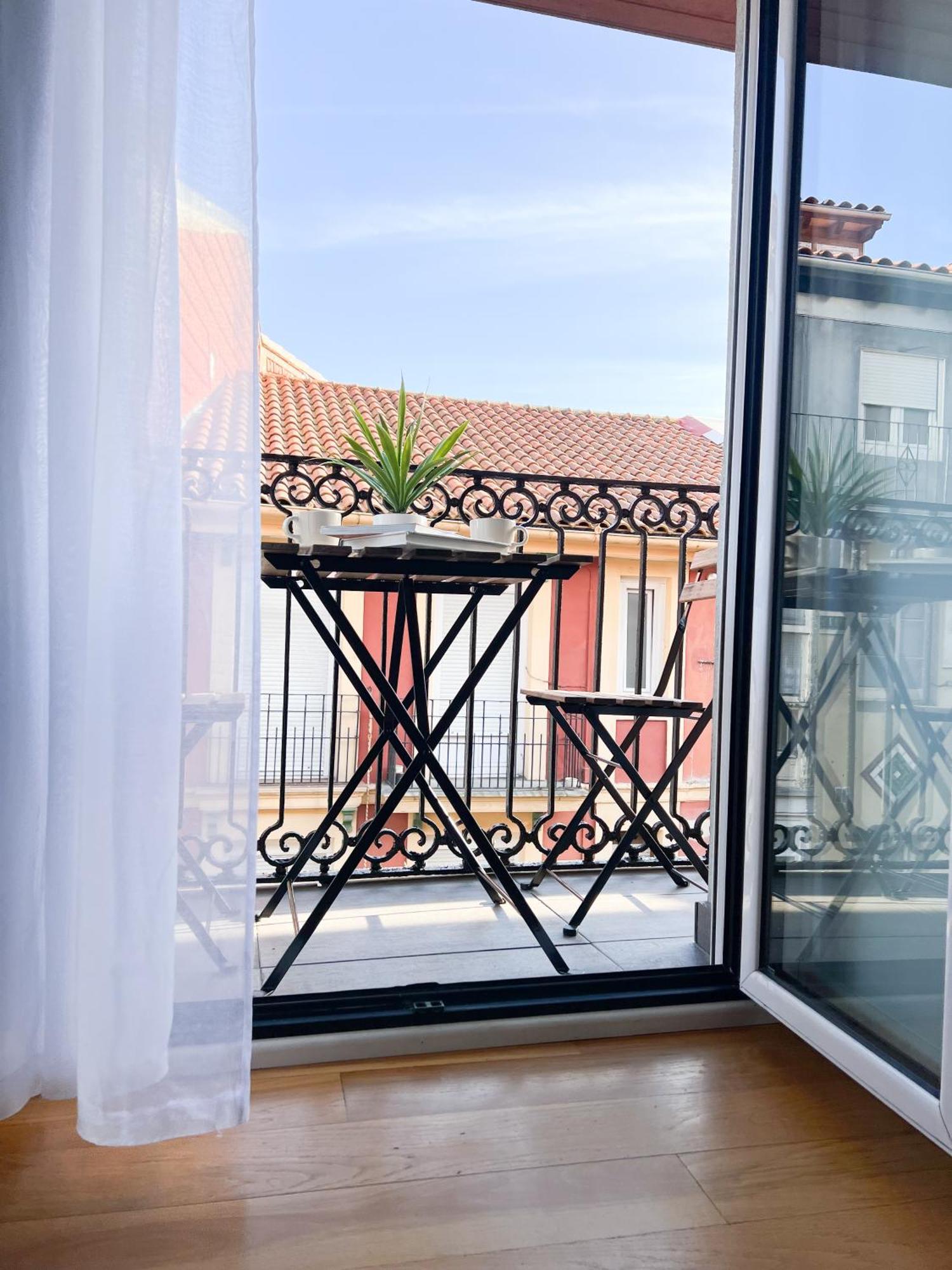 Centrico Apartamento Recien Reformado. Santander Bagian luar foto